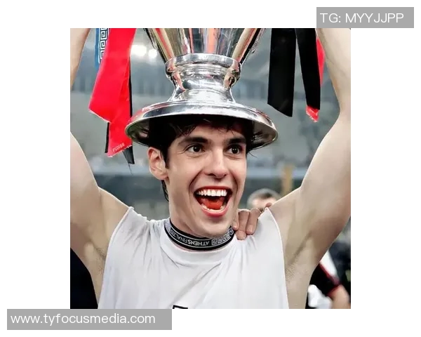 足球明星男士的酷炫头像设计与个性展示技巧分享