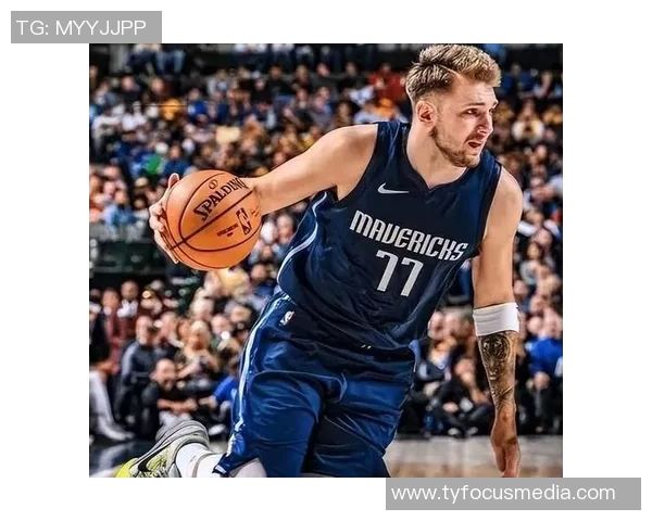 东契奇狂砍73分刷新现役最高得分纪录独行侠成功终结太阳11连胜传奇之路