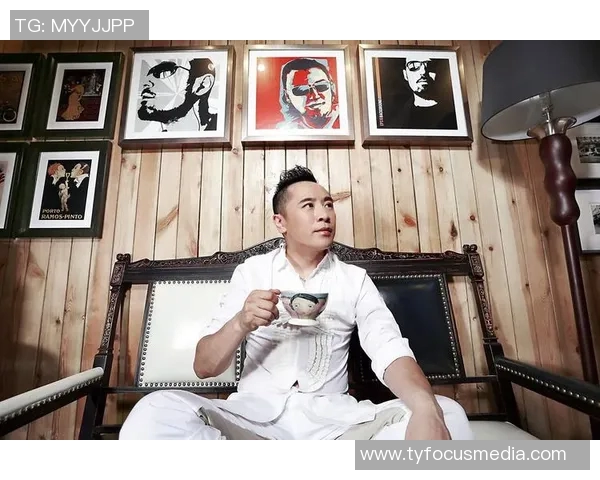 姜鹏足球明星个人简介及高清照片展示，了解他的职业生涯与成就